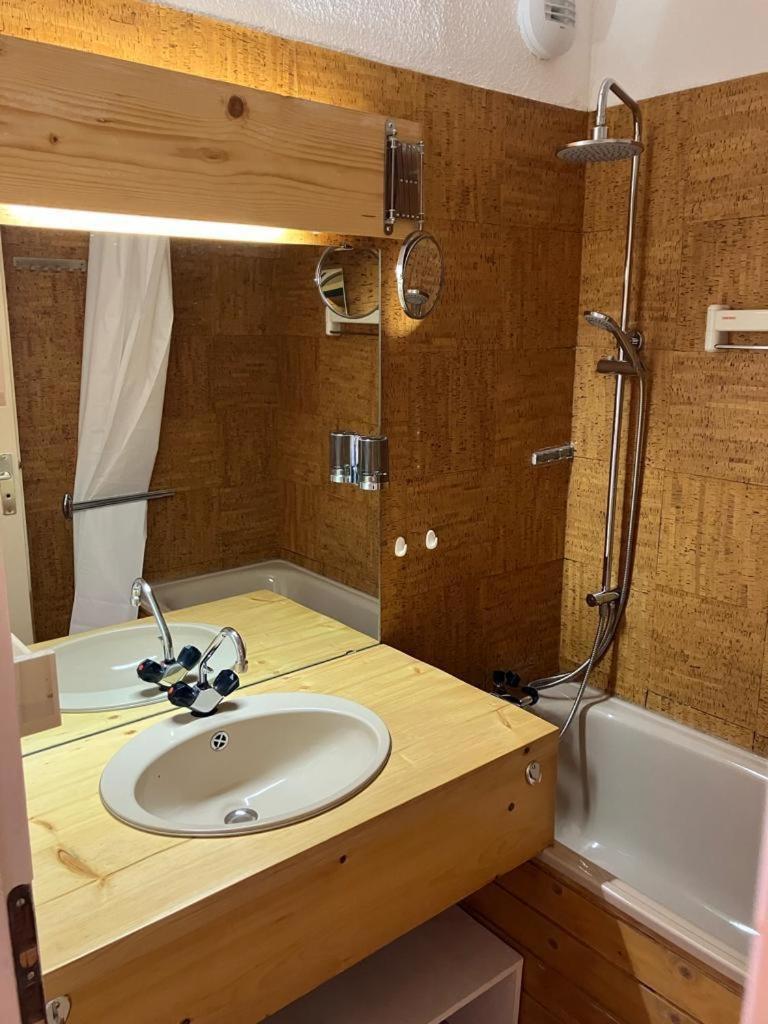 Eterlous Appartements Vti 瓦托伦斯 外观 照片
